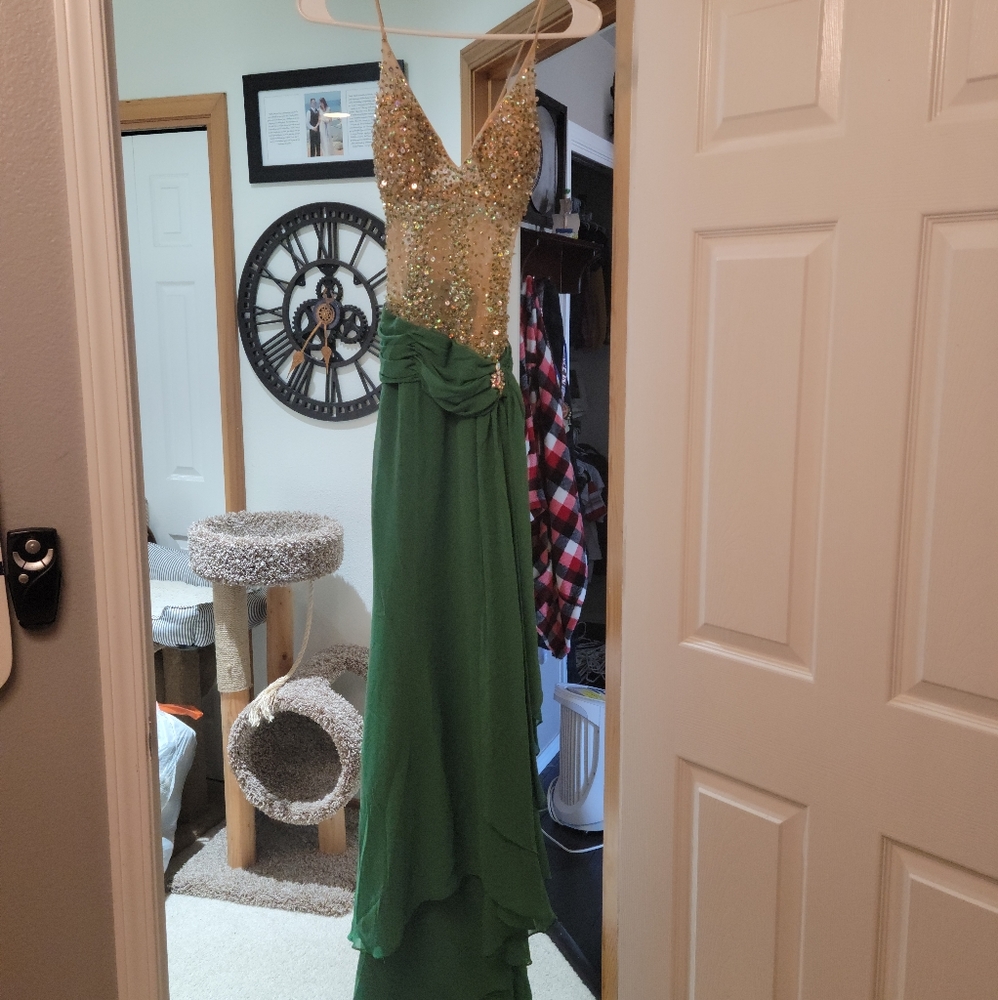 Faviana Couture gown